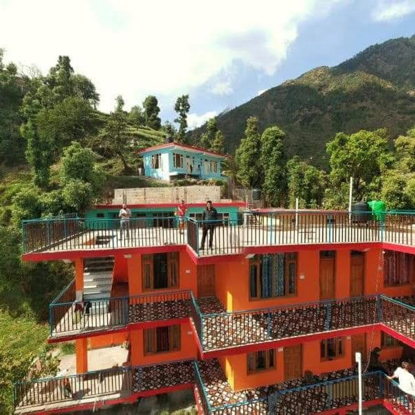 Orange Guest House Dharmkot Dharamshala Ngoại thất bức ảnh